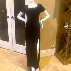 Vintage EXPO NITE Black Beaded Sequins Trim Gown Sz 8
